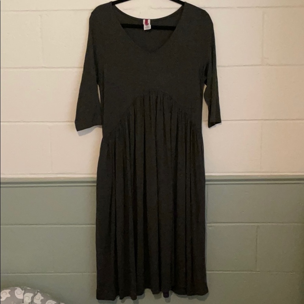 DARK GREY MIDI 3/4 SLEEVE DRESS